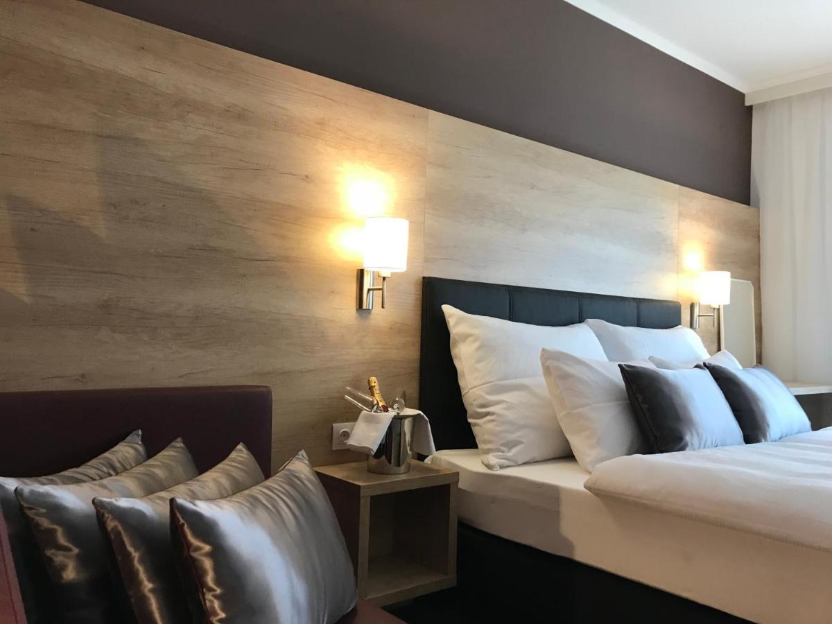 Villa Aruba & Private Spa Suites Keszthely Luaran gambar