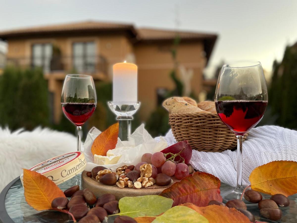 Villa Aruba & Private Spa Suites Keszthely Luaran gambar