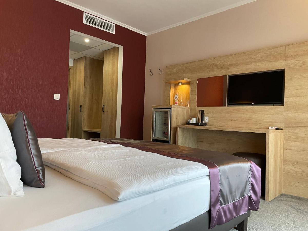 Villa Aruba & Private Spa Suites Keszthely Luaran gambar