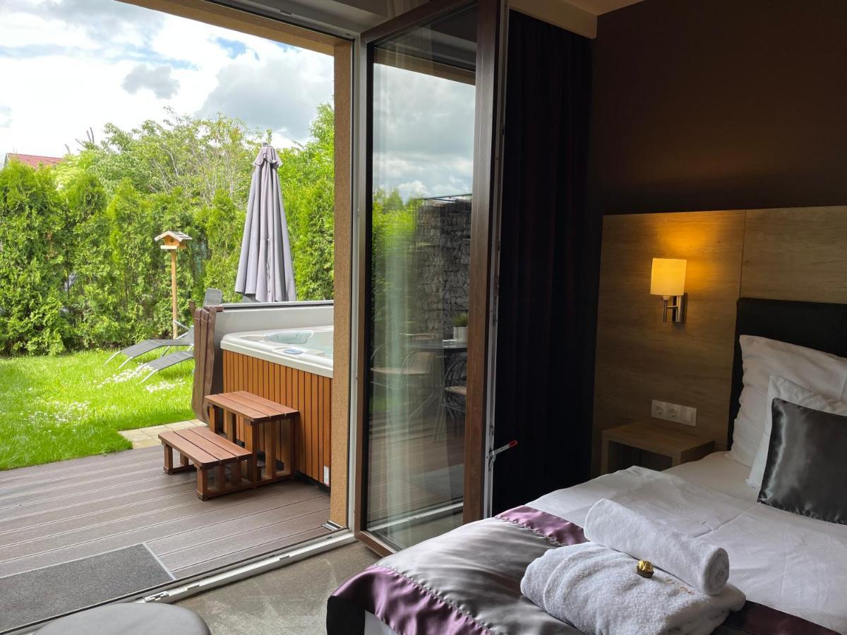 Villa Aruba & Private Spa Suites Keszthely Luaran gambar